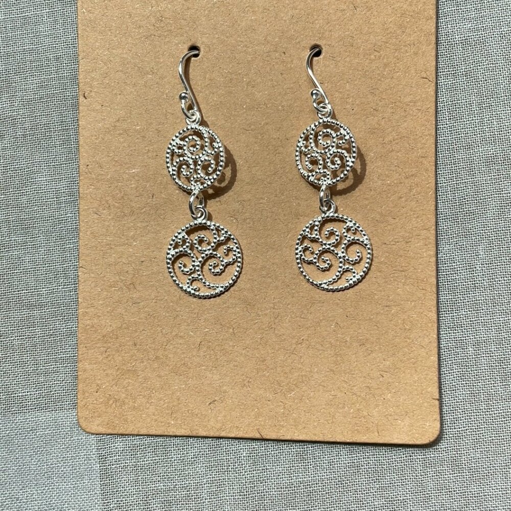 NWOT Filigree Dangle Fashion Earrings - Picture 8 of 8